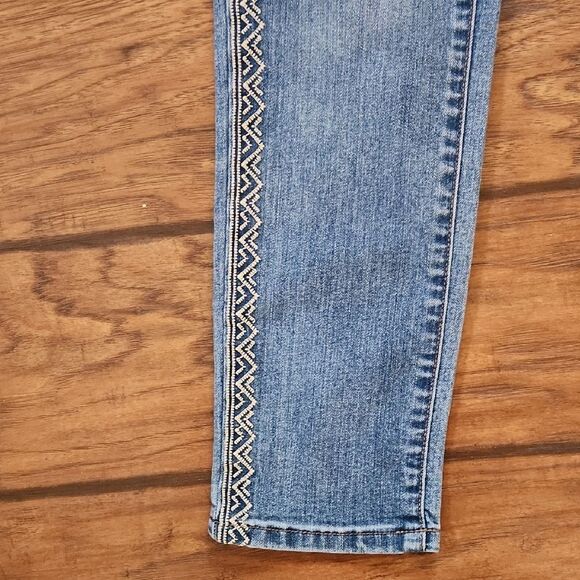Sonoma Skinny Womens Size 4 Jeans Embroidered Detail - Picture 4 of 6